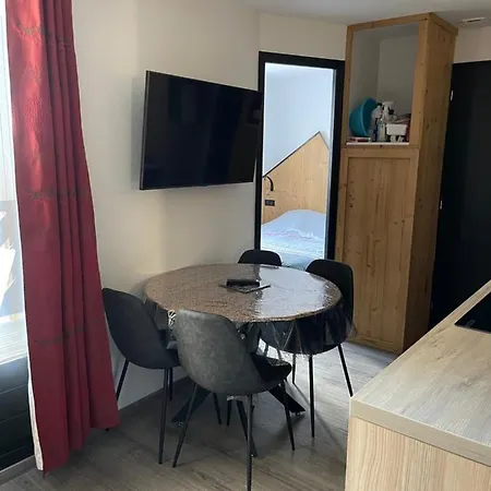 F2 Aux Glieres Apartment